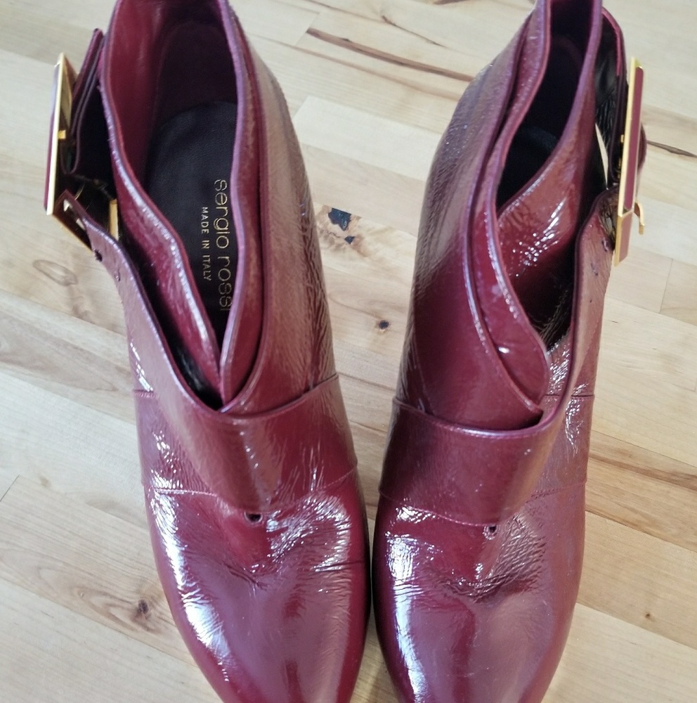 Patent Berry colored booties